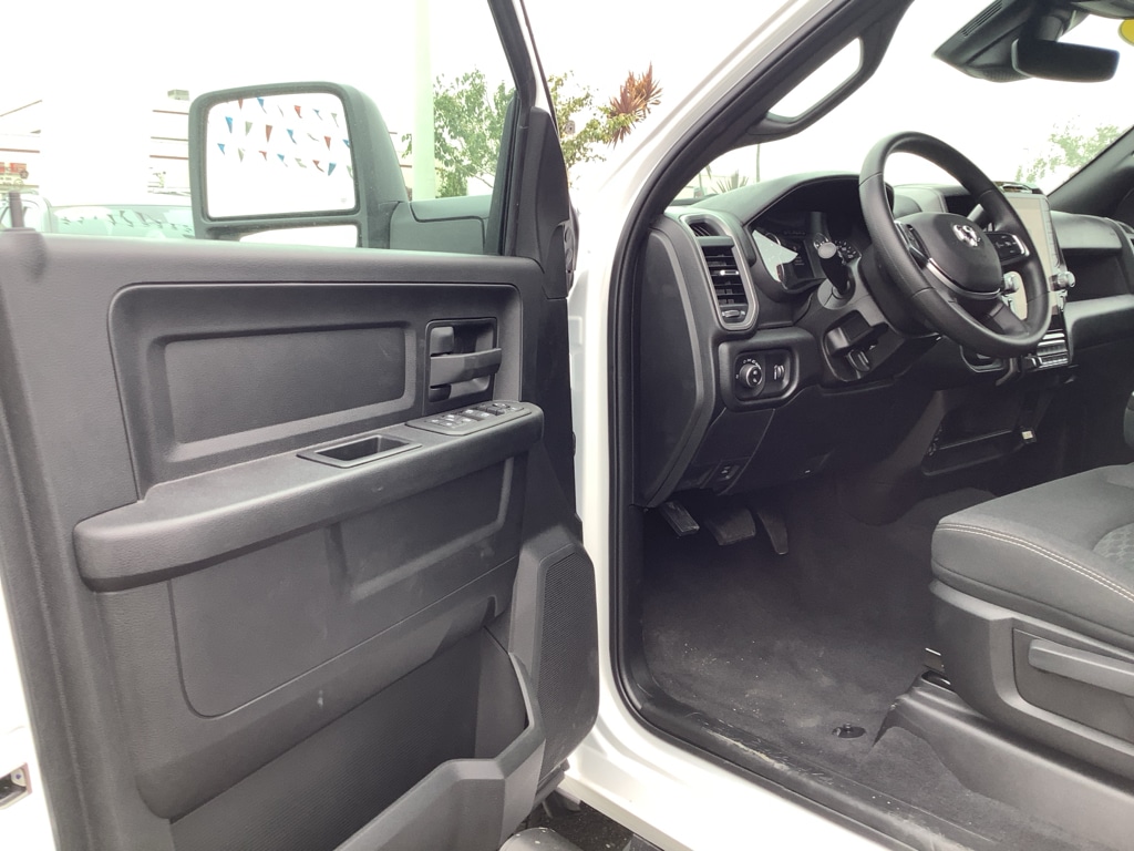 2025 RAM 2500 Tradesman - Photo 11