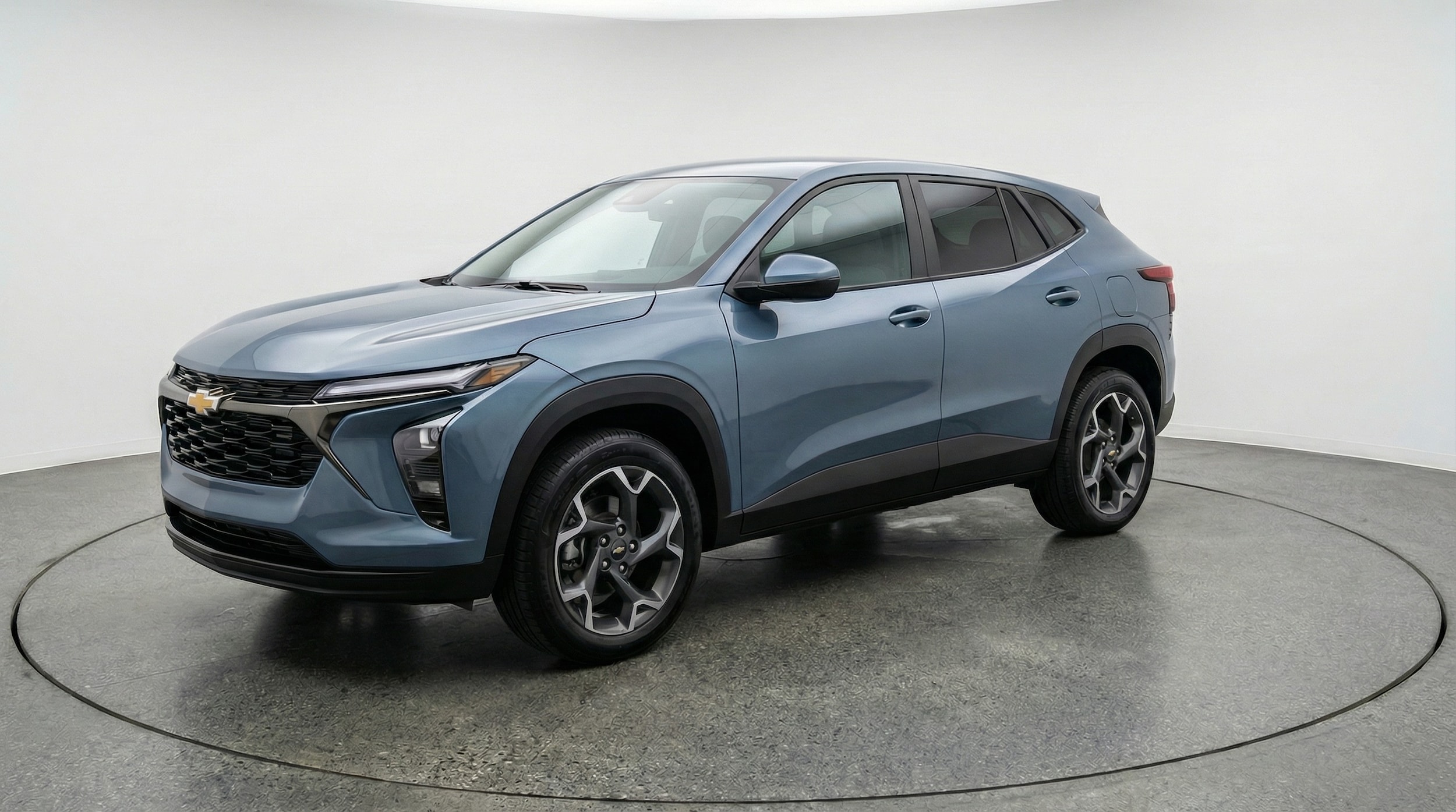 Thumbnail: 2025 Chevrolet Trax - 3