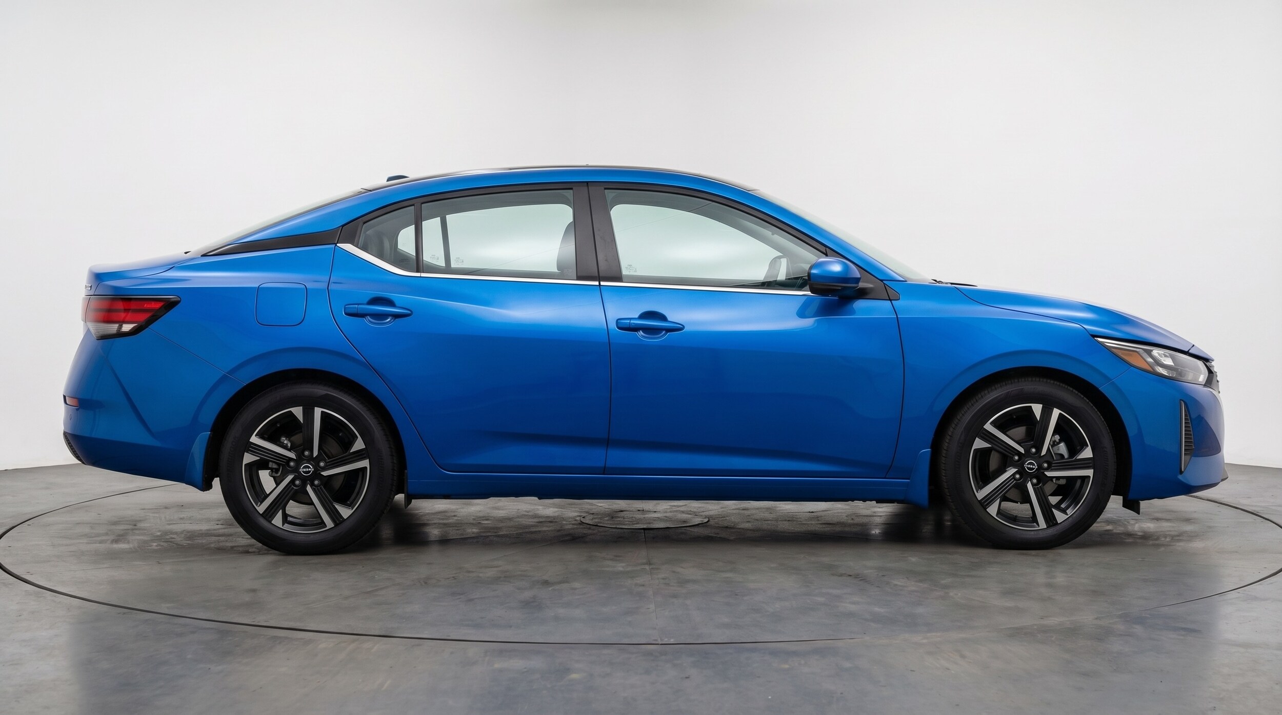 Thumbnail: 2025 Nissan Sentra - 8