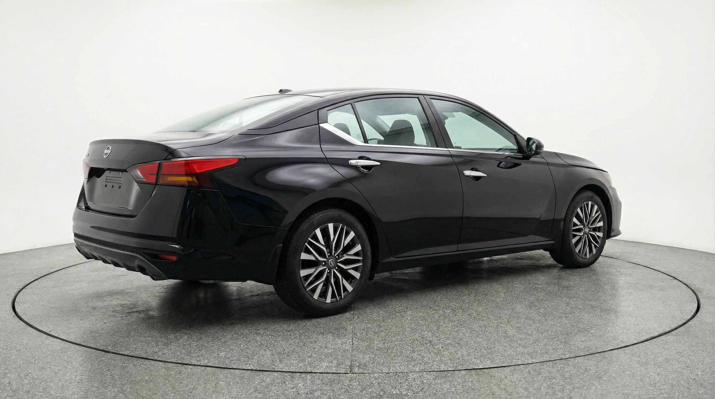 Thumbnail: 2025 Nissan Altima - 7