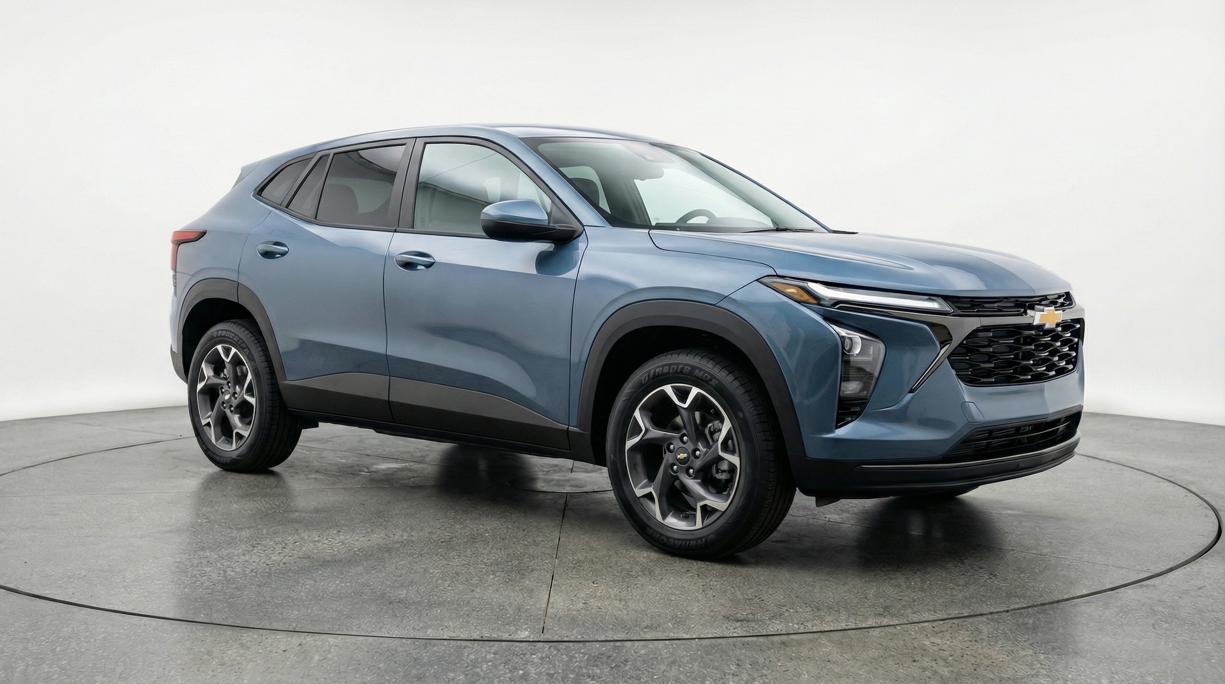 Thumbnail: 2025 Chevrolet Trax - 1