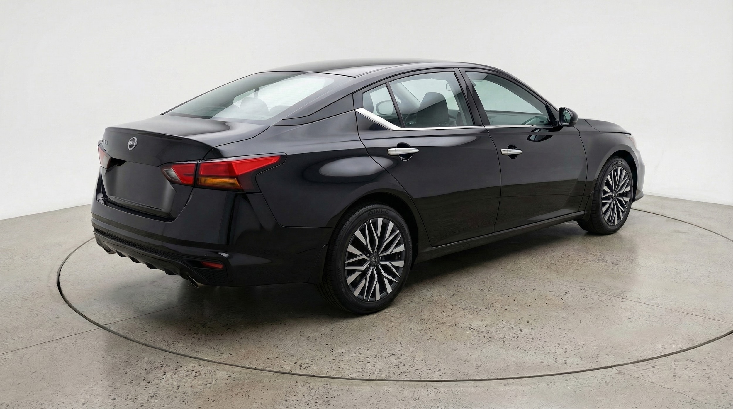 Thumbnail: 2025 Nissan Altima - 7