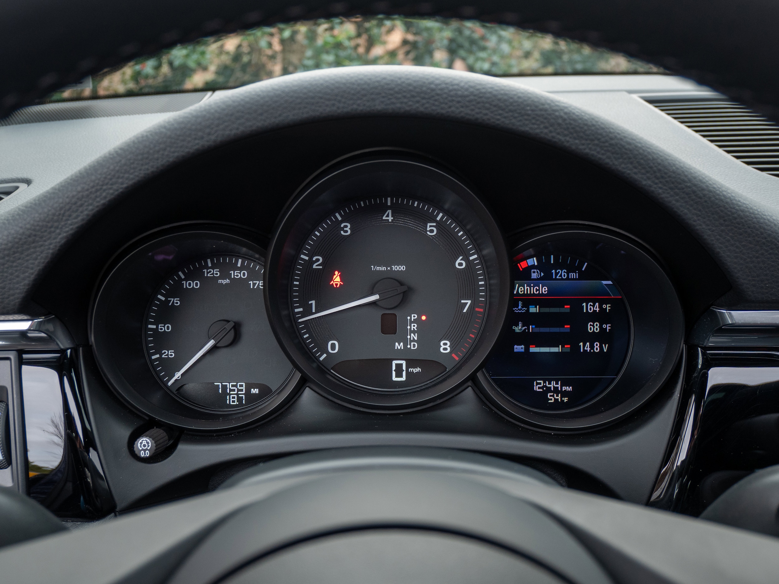 2025 Porsche Macan - Photo 22