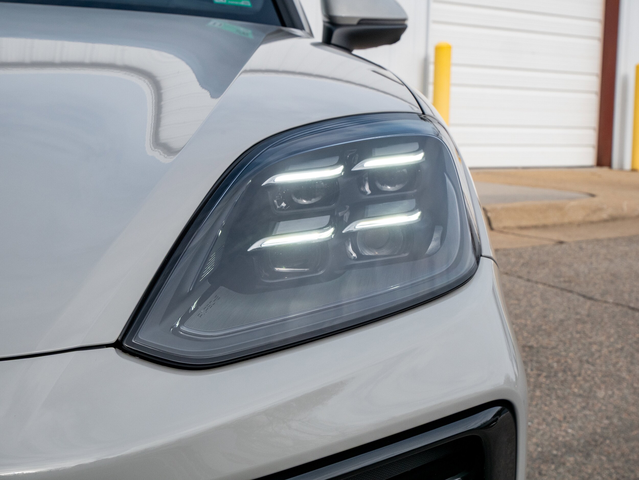 2026 Porsche Cayenne Coup E-Hybrid - Photo 13
