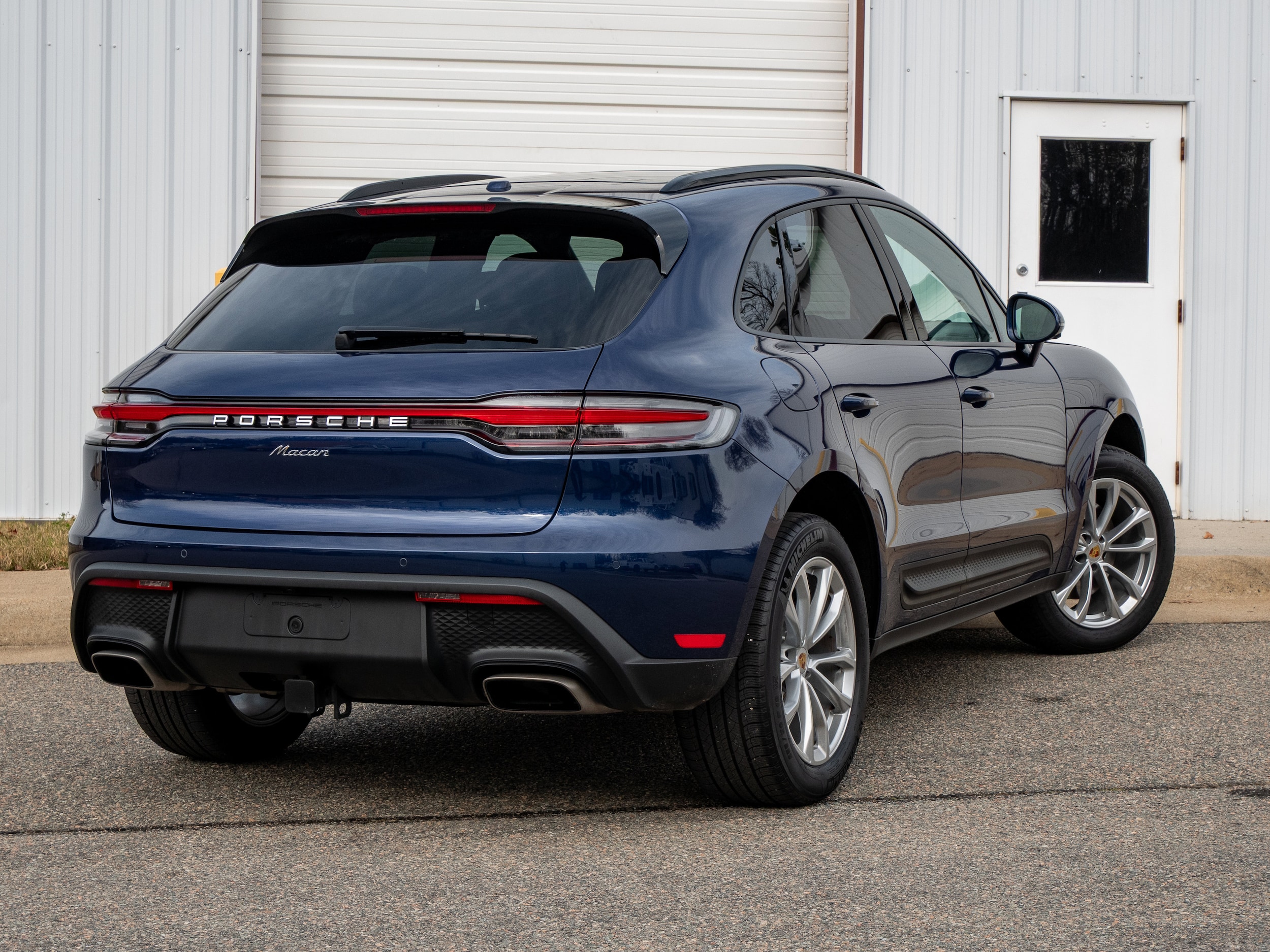 2025 Porsche Macan - Photo 7