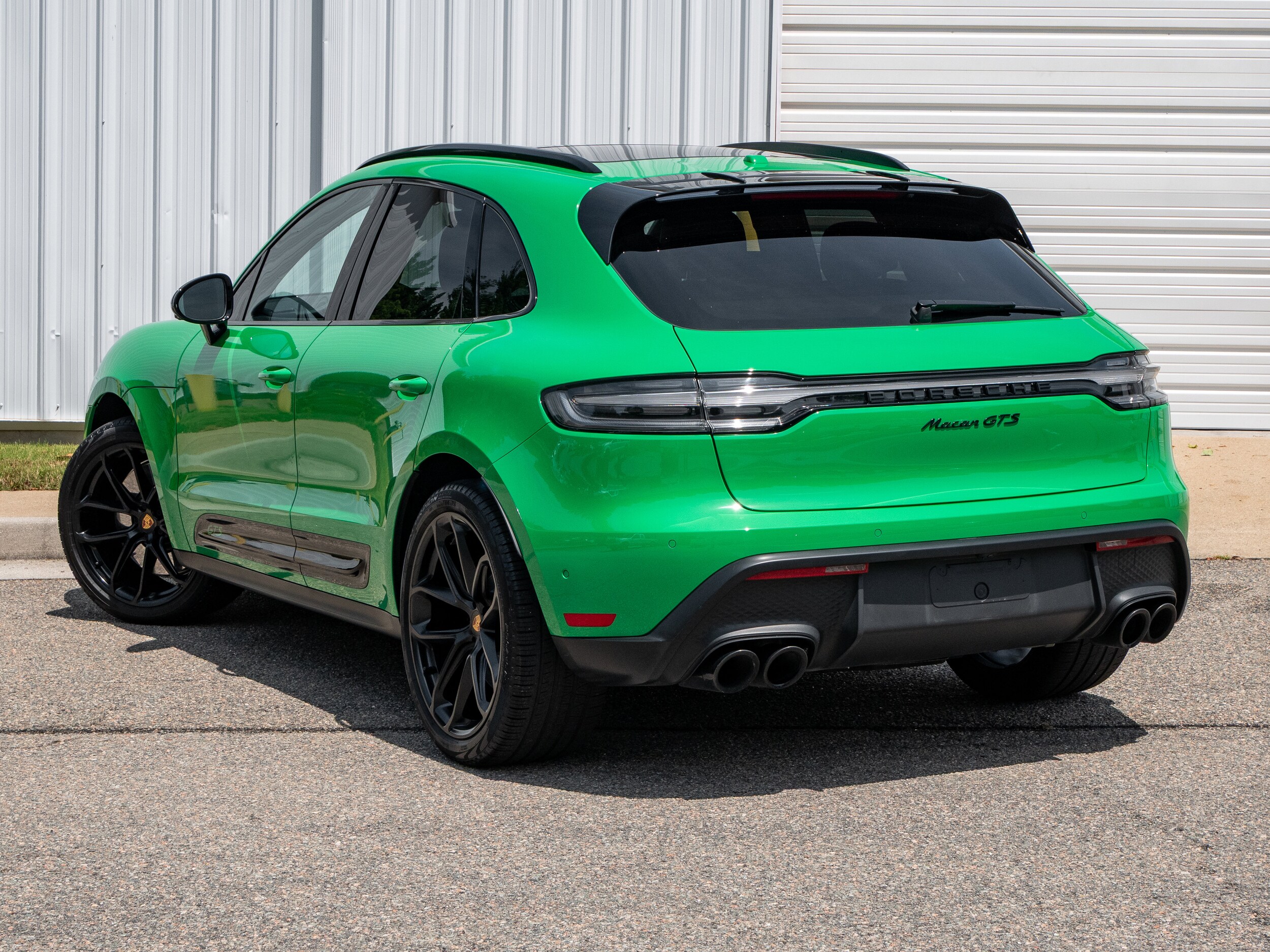 2023 Porsche Macan GTS photo 3