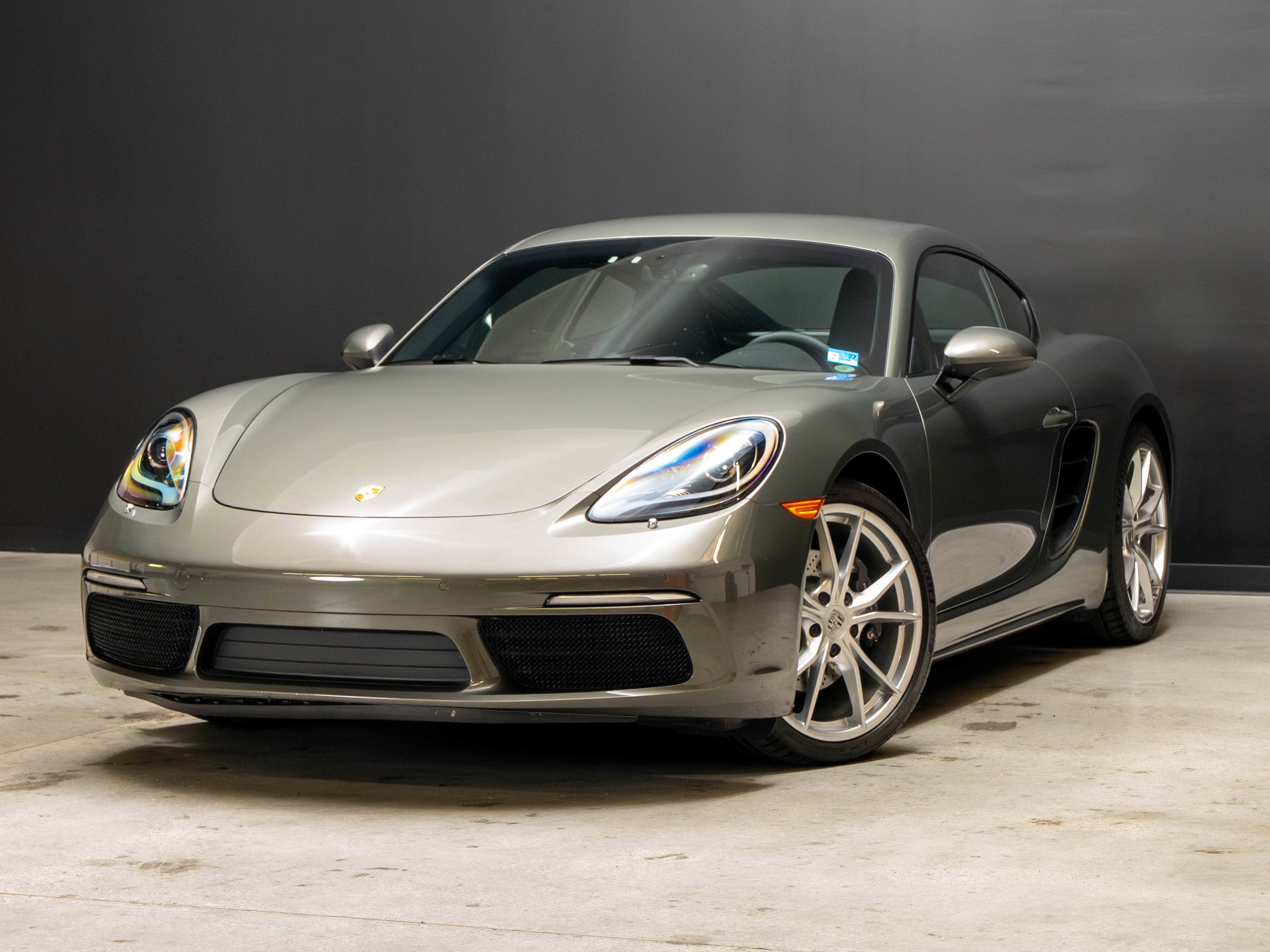 2023 Porsche 718 Cayman's photo