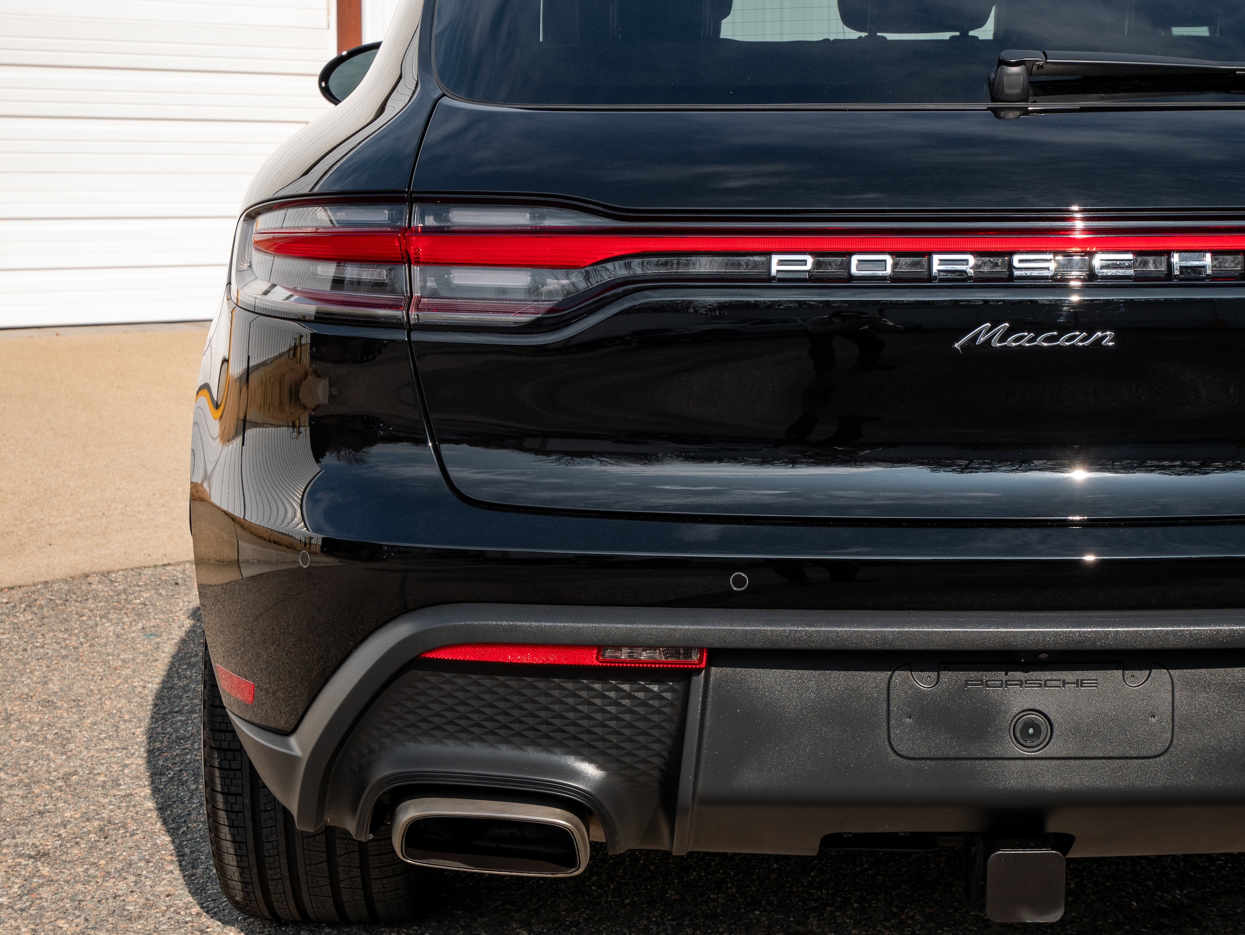 2025 Porsche Macan - Photo 13