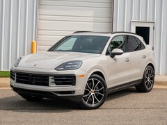 2025 Porsche Cayenne AWD