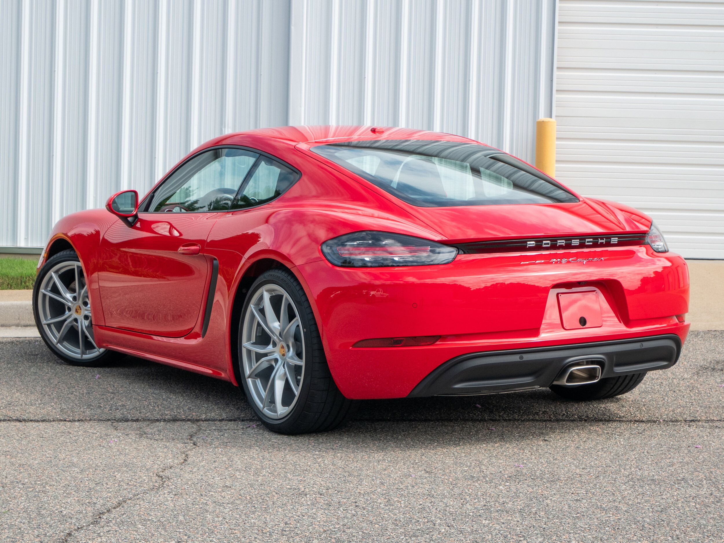 2025 Porsche Cayman Base photo 3