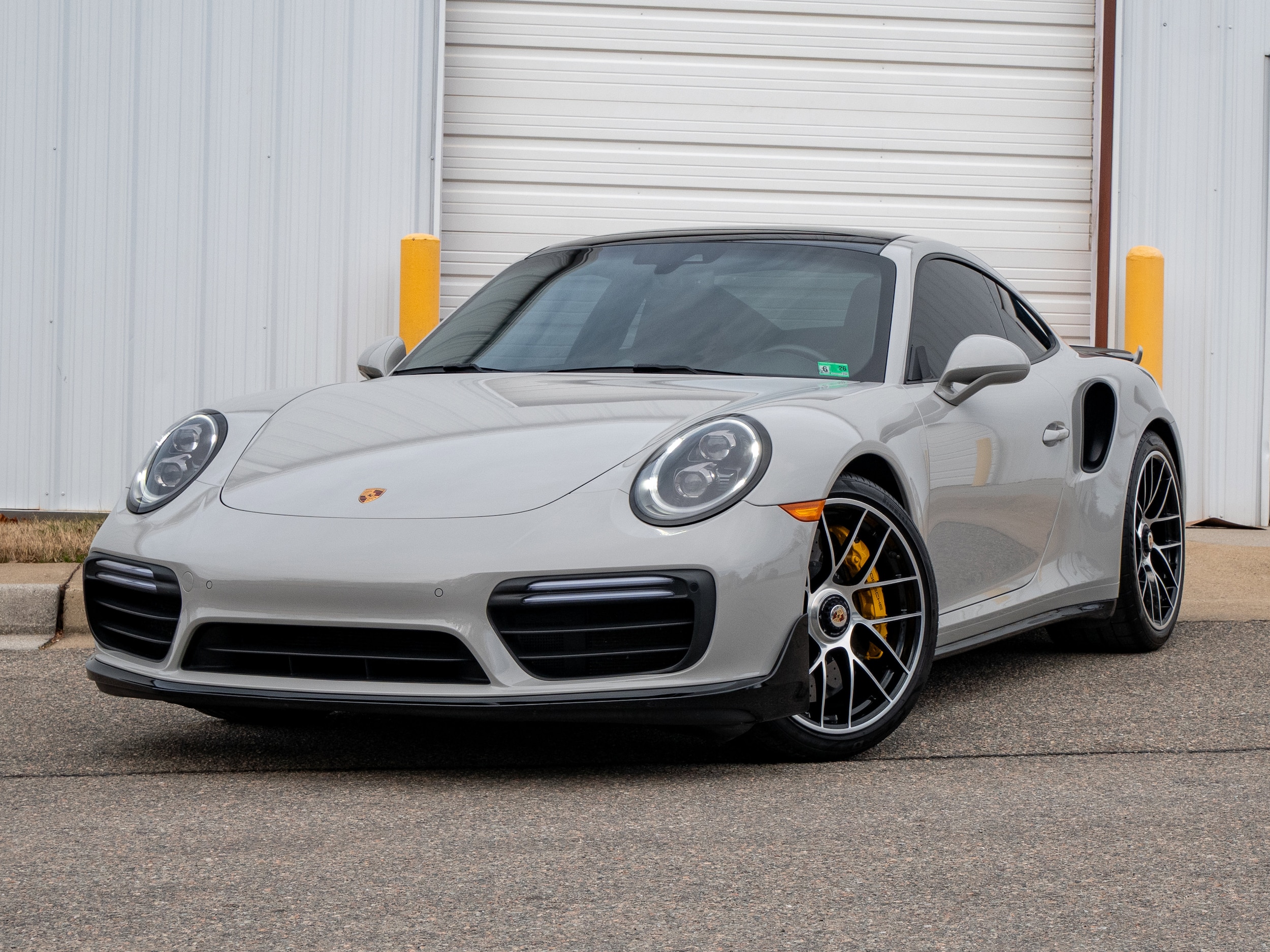 2019 Porsche 911 Turbo S's photo