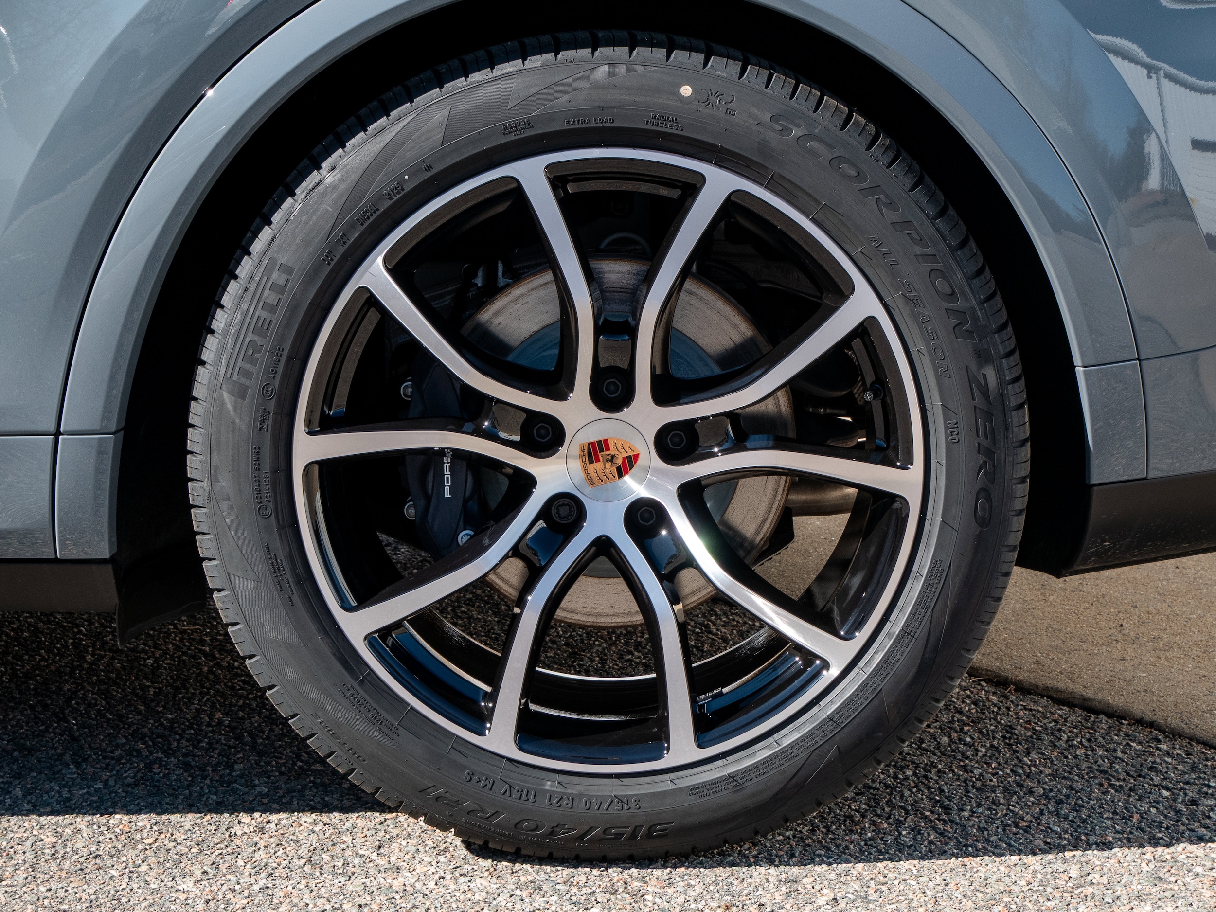 2026 Porsche Cayenne E-Hybrid - Photo 19