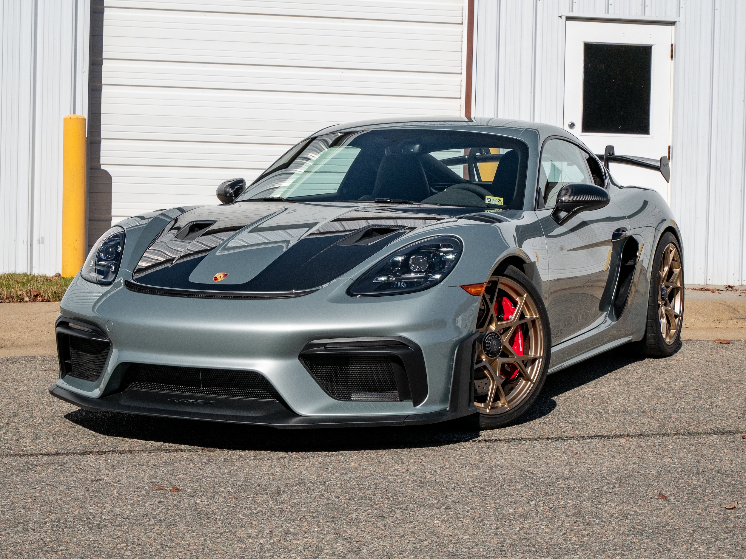 2024 Porsche 718 GT4 RS's photo