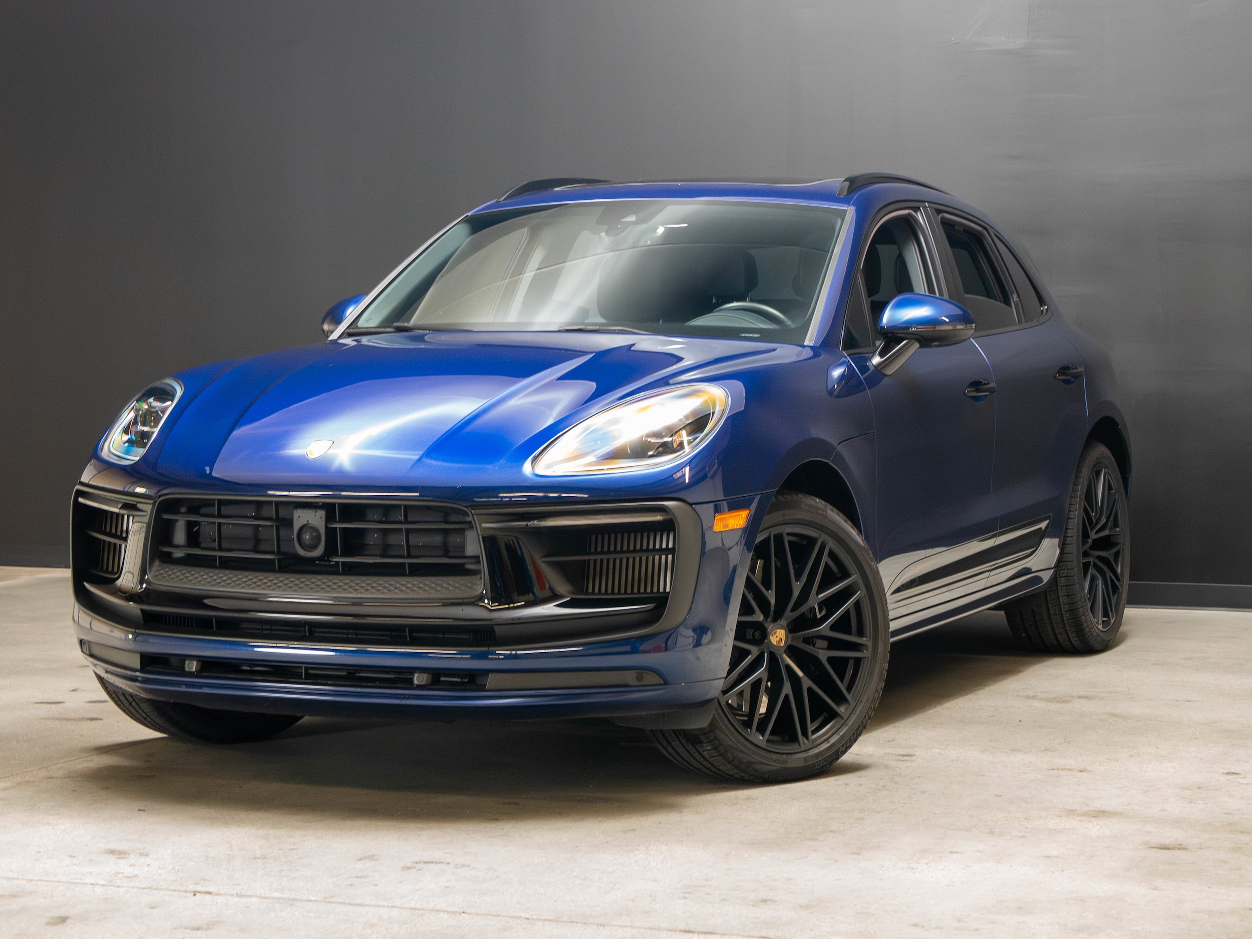 2023 Porsche Macan GTS's photo