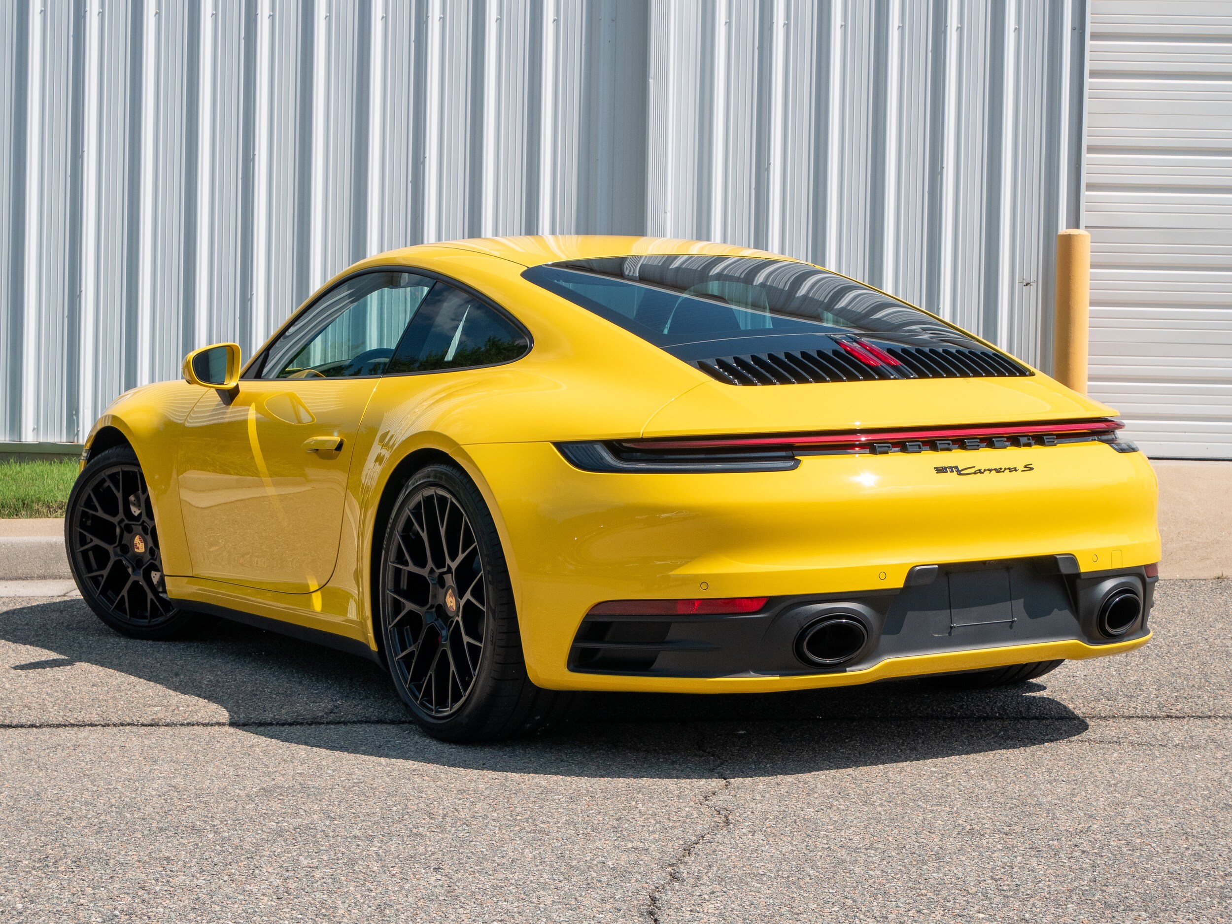 2024 Porsche 911 S photo 3