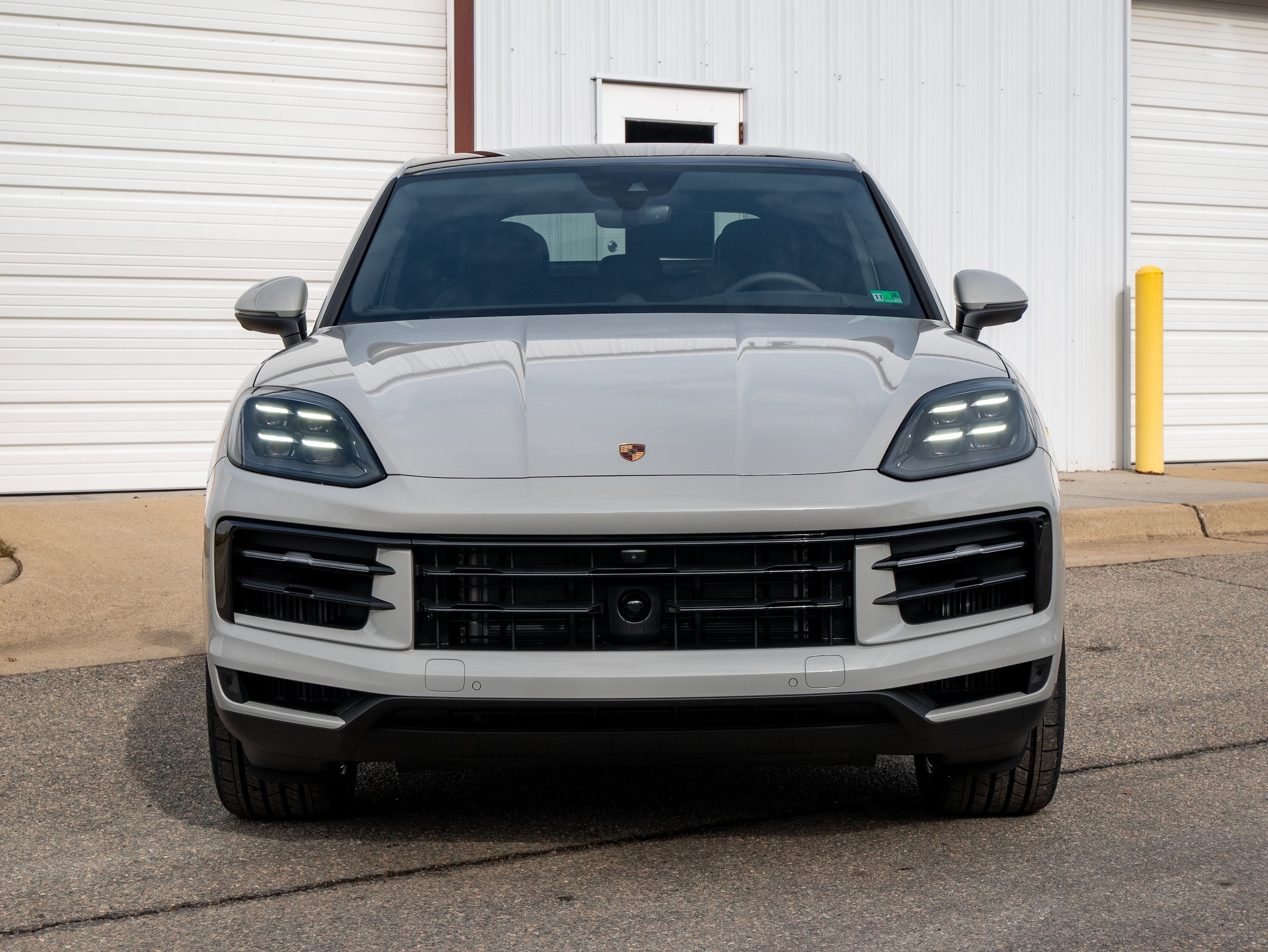 2026 Porsche Cayenne Coup E-Hybrid - Photo 10