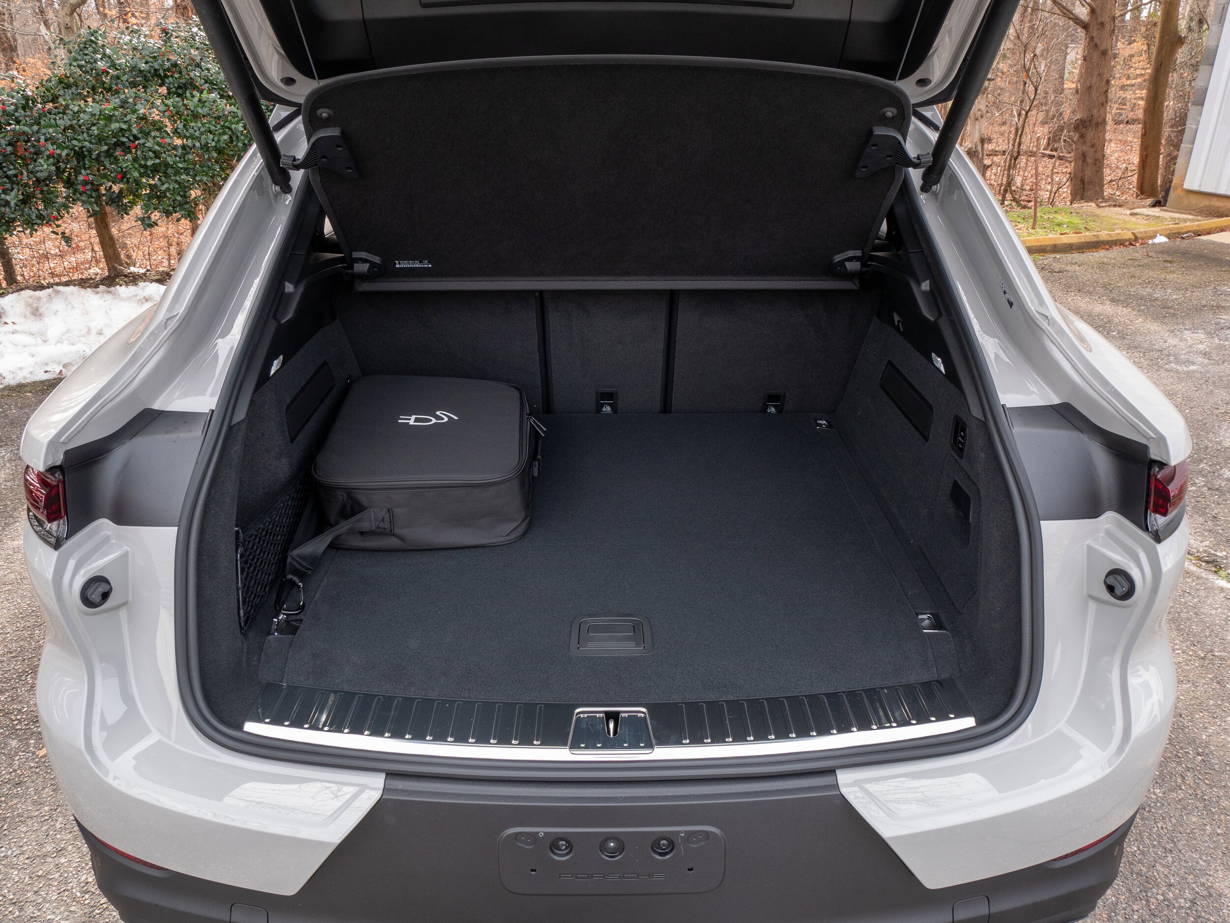 2026 Porsche Cayenne Coup E-Hybrid - Photo 44