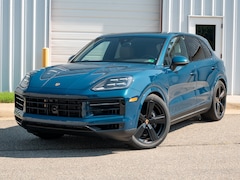 2025 Porsche Cayenne AWD