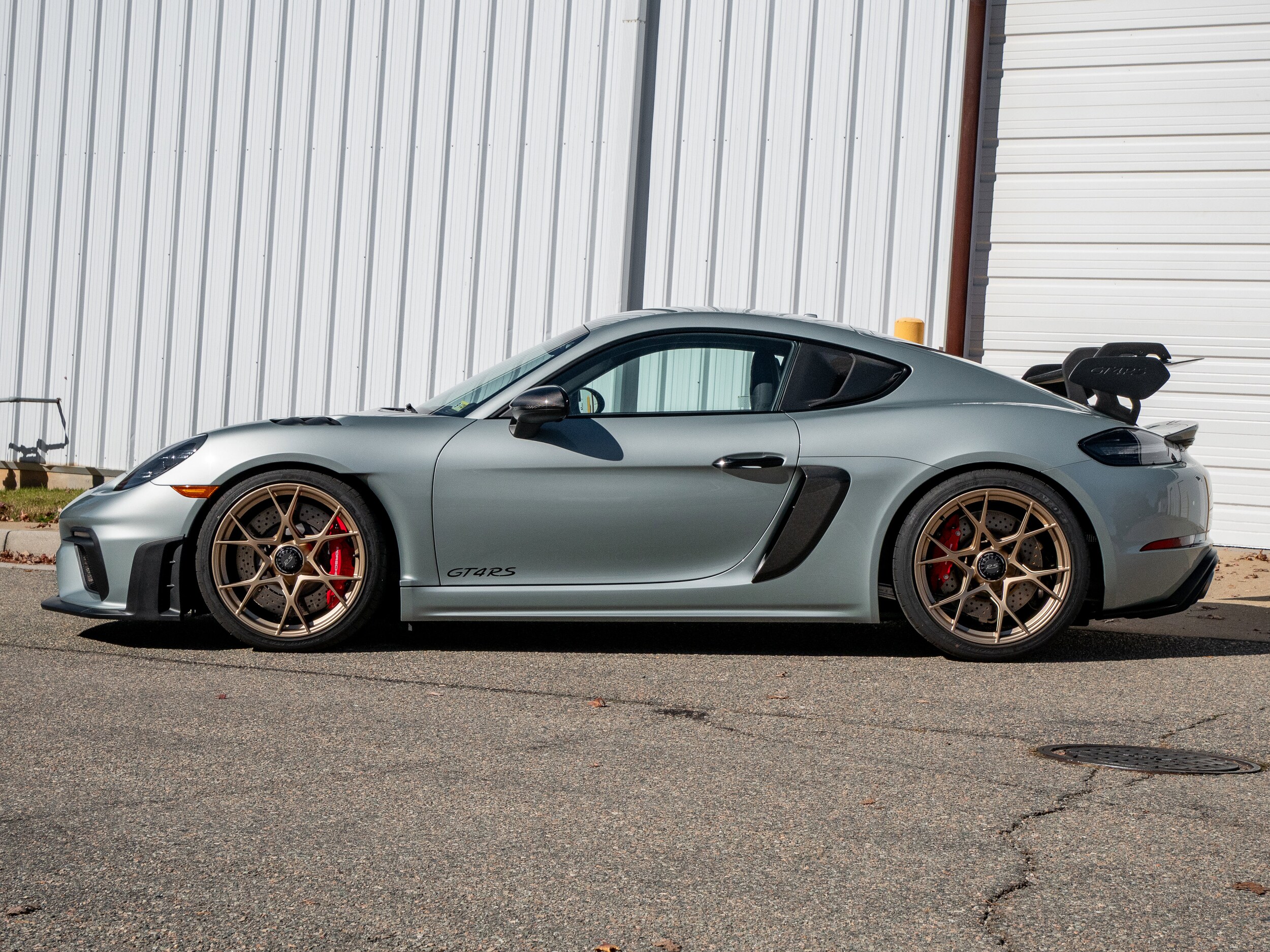 2024 Porsche Cayman GT4 RS photo 2