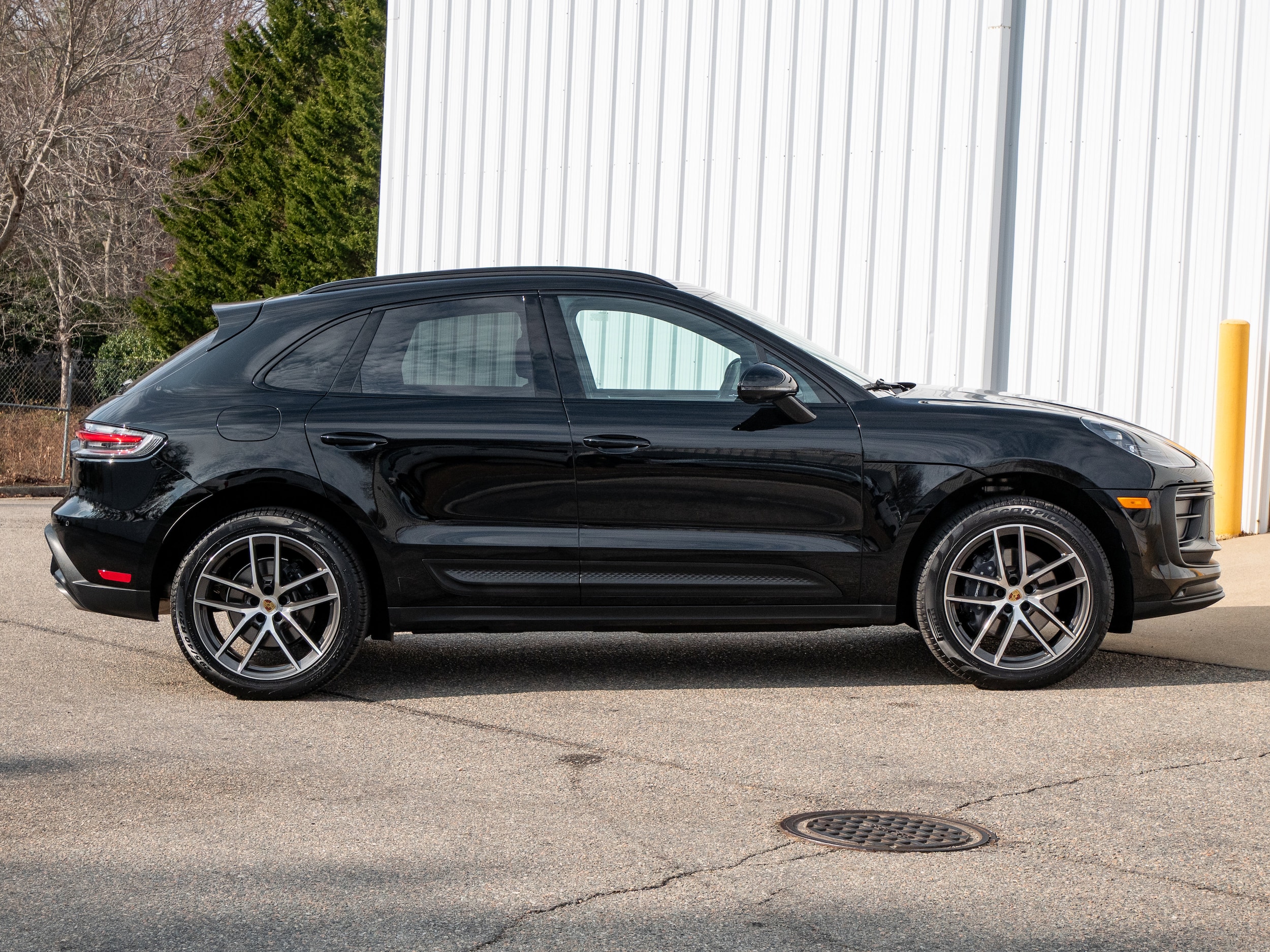 2025 Porsche Macan - Photo 8