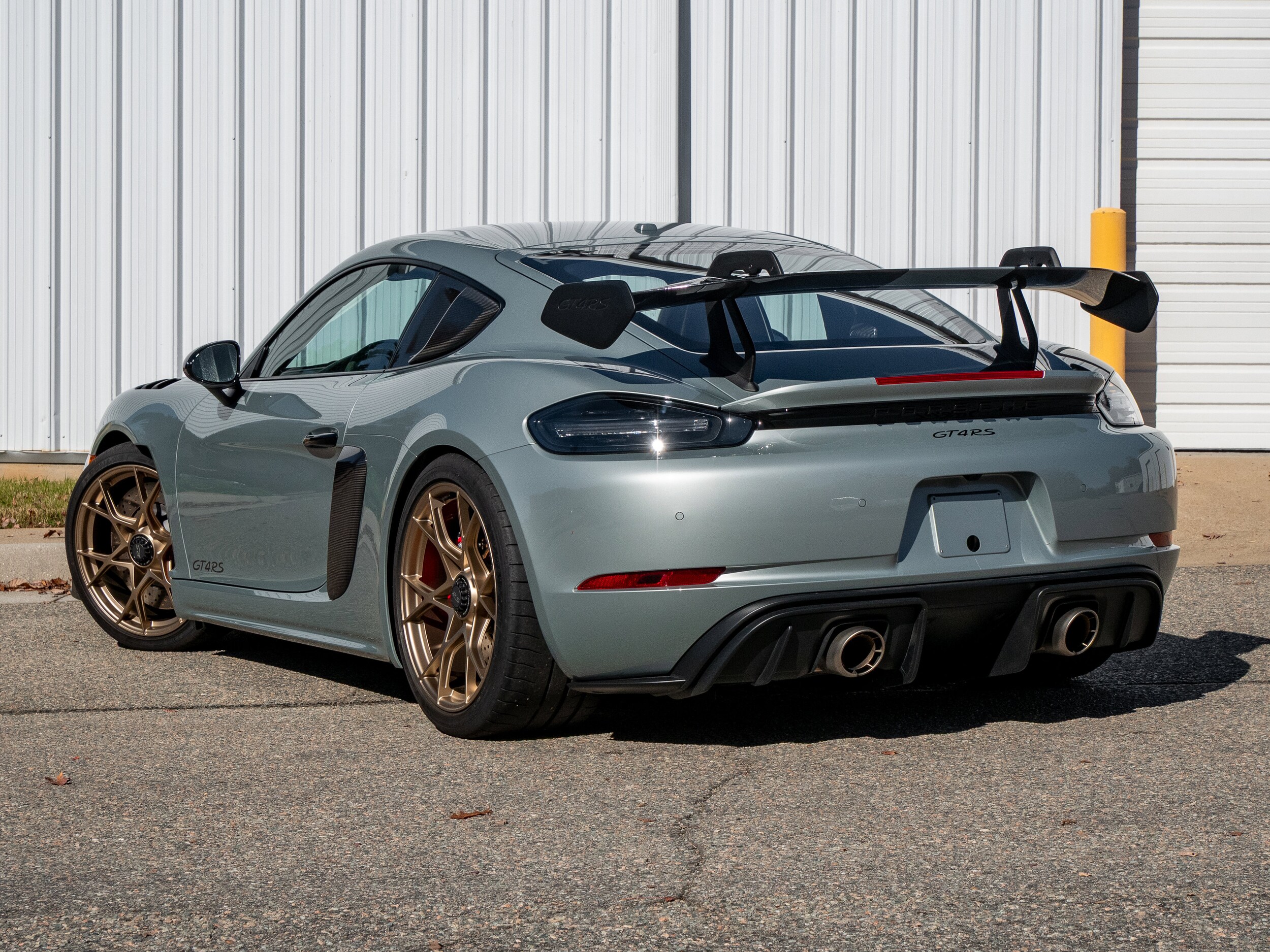 2024 Porsche Cayman GT4 RS photo 3