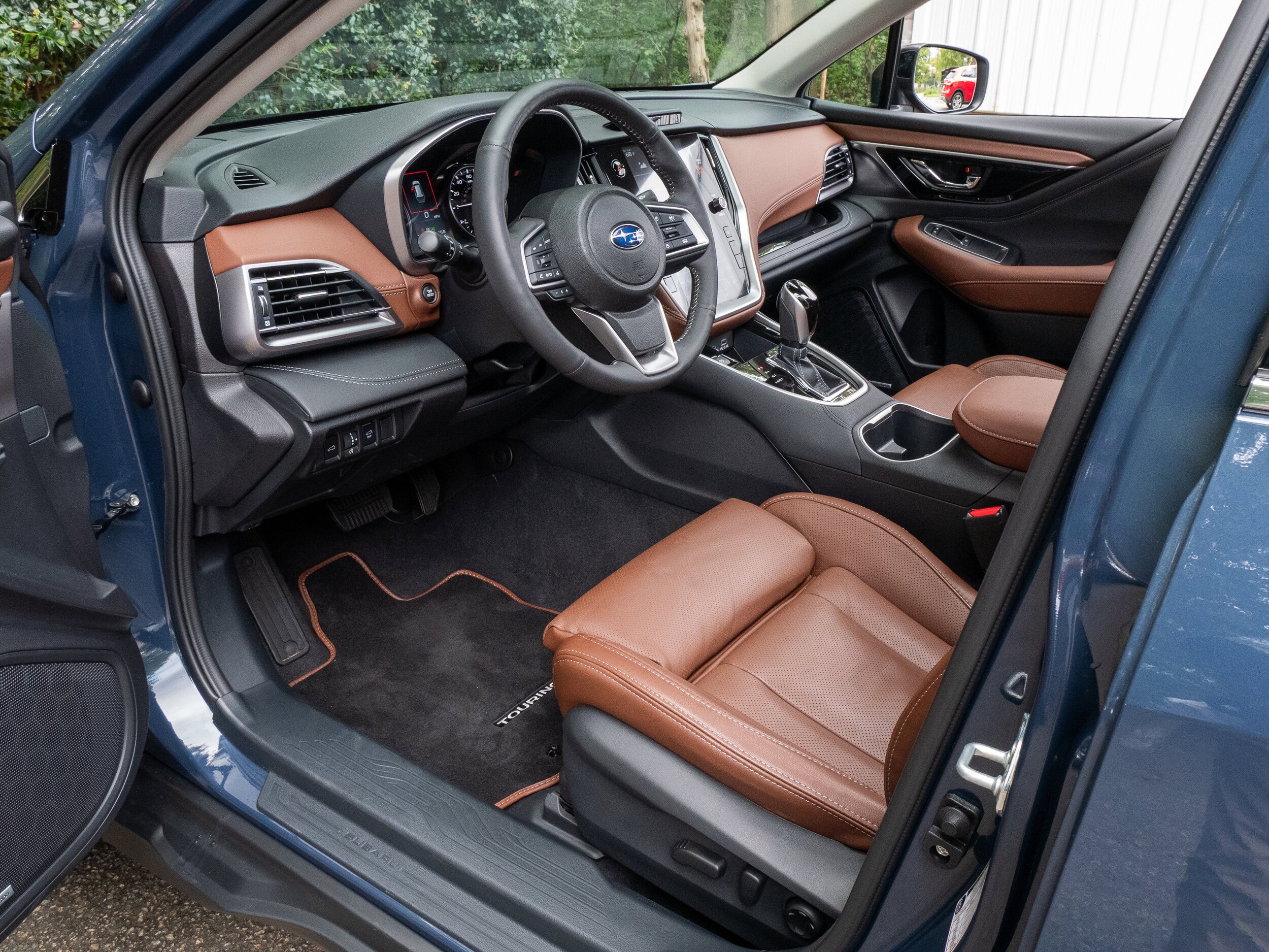 2025 Subaru Outback Touring XT photo 4