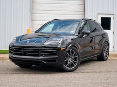 2025 Porsche Cayenne AWD