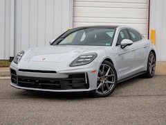 2026 Porsche Panamera