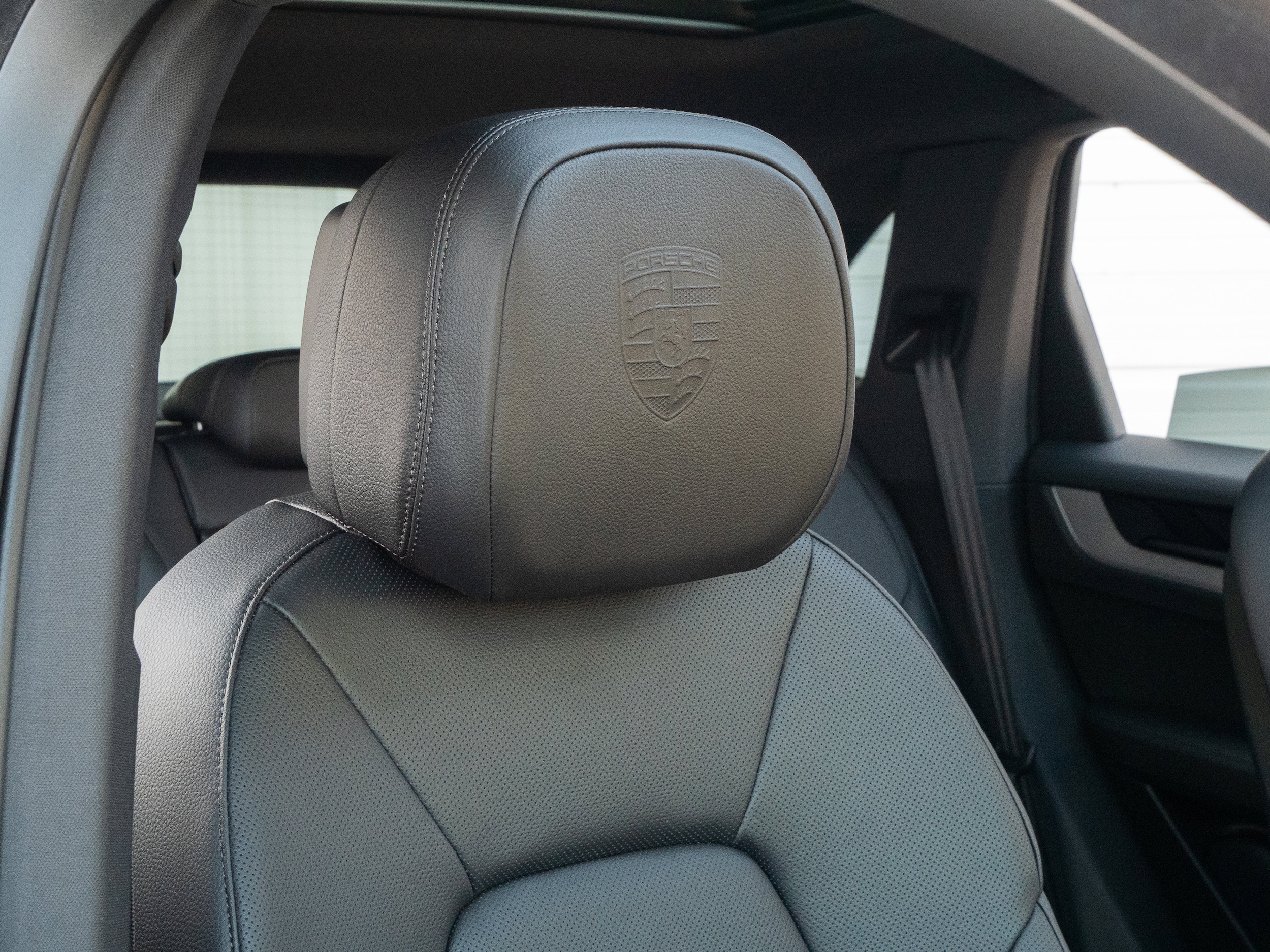 2026 Porsche Cayenne E-Hybrid - Photo 32