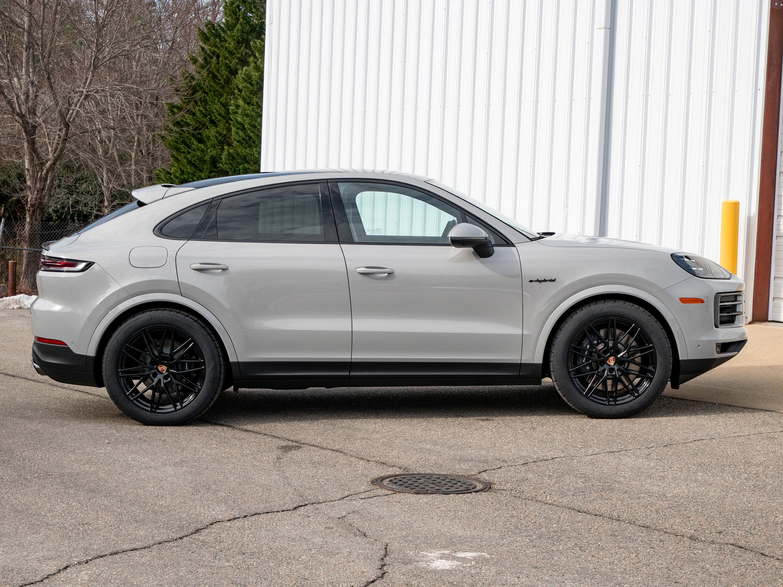 2026 Porsche Cayenne Coup E-Hybrid - Photo 8