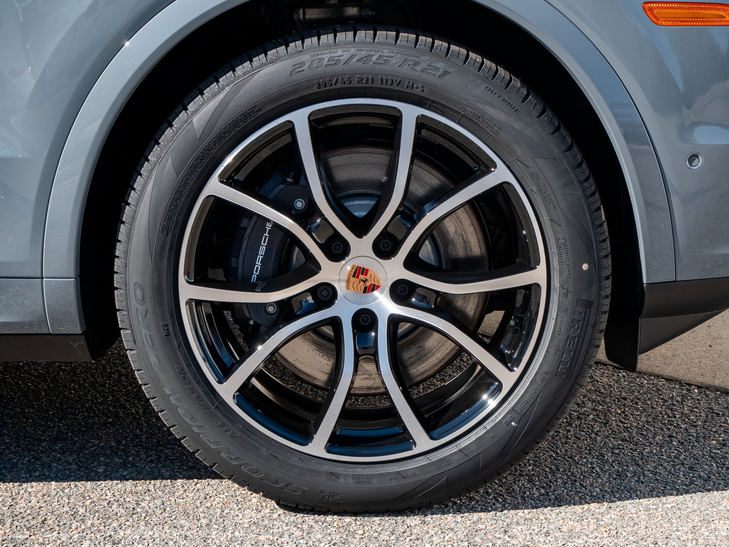 2026 Porsche Cayenne E-Hybrid - Photo 16