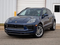 2025 Porsche Macan AWD