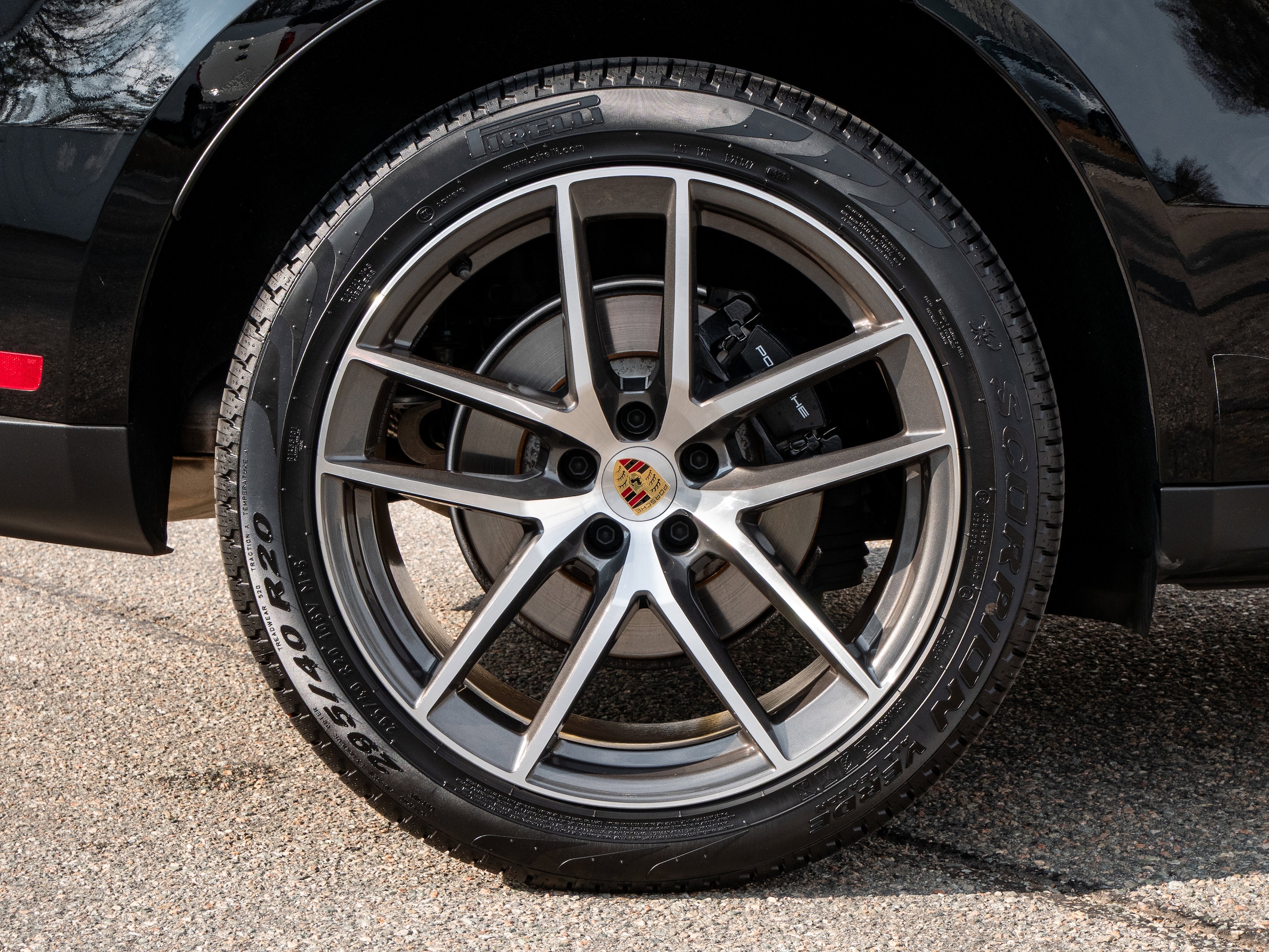 2025 Porsche Macan - Photo 15