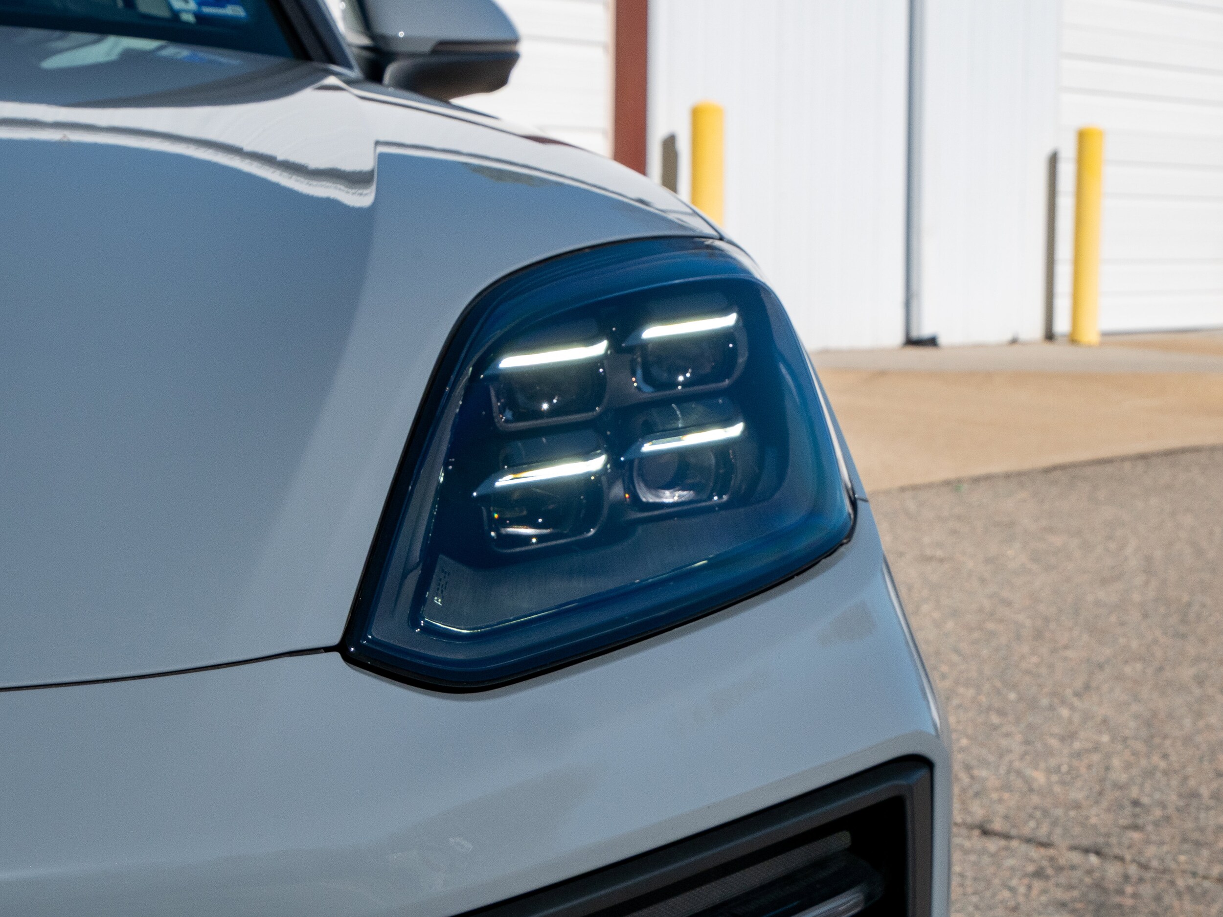 2026 Porsche Cayenne E-Hybrid - Photo 12