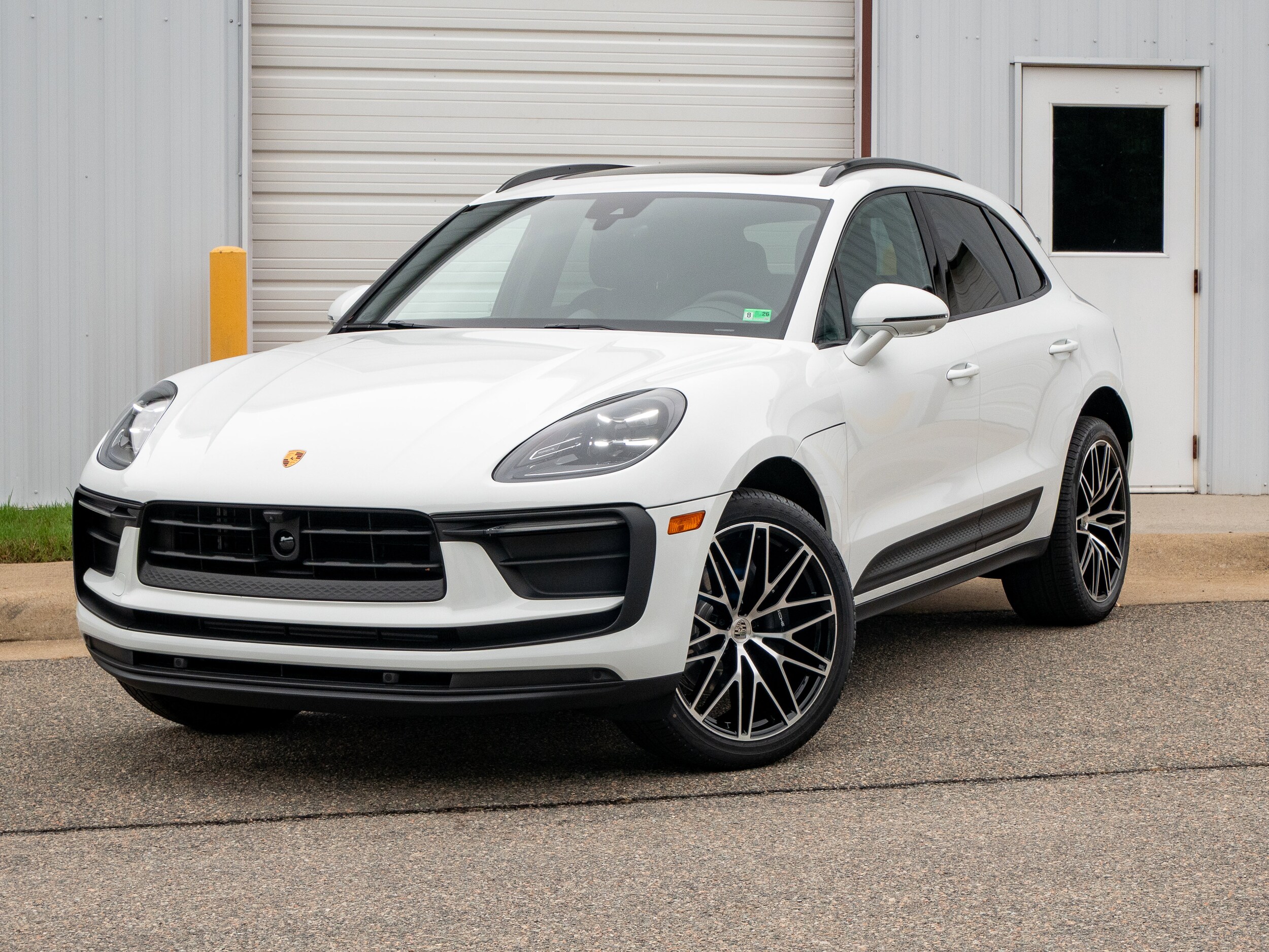 2026 Porsche Macan
