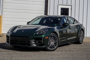 2025 Porsche Panamera 4 4 AWD