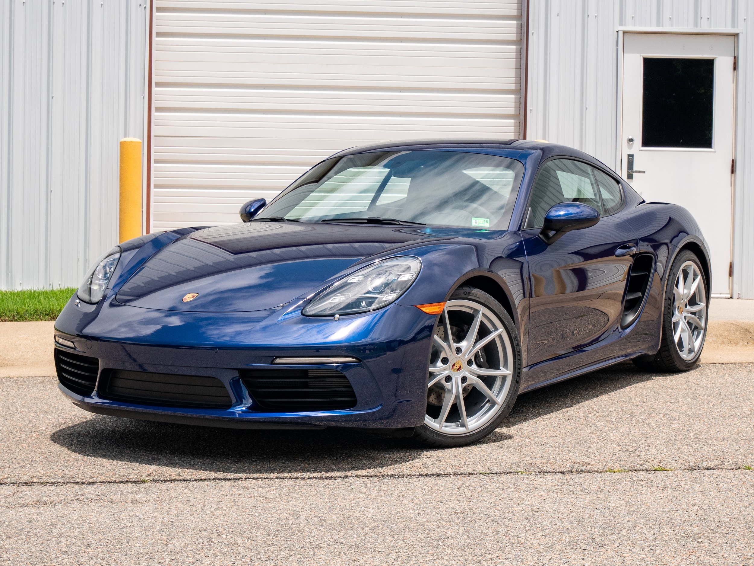 2025 Porsche 718 Cayman 
