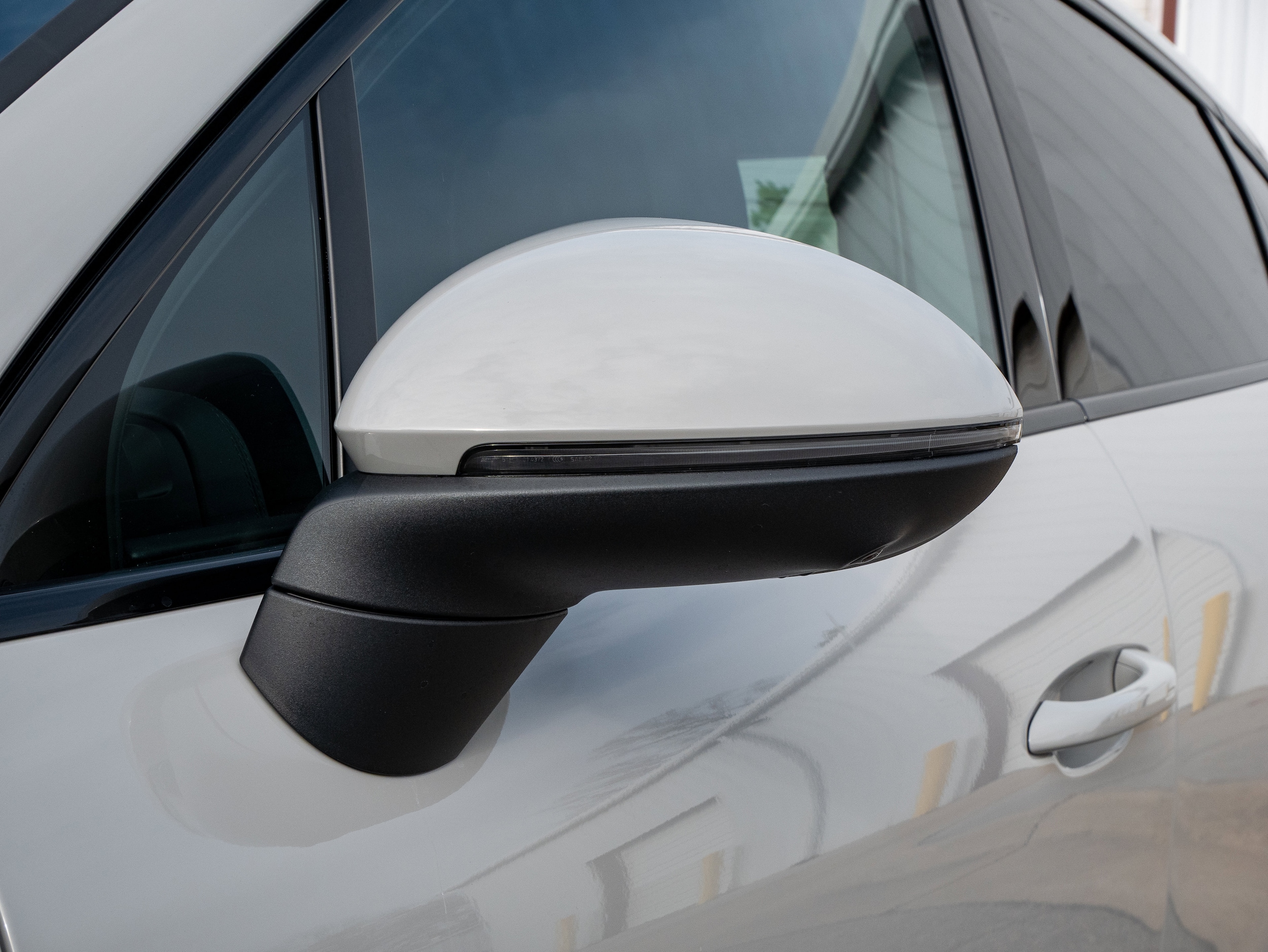 2026 Porsche Cayenne Coup E-Hybrid - Photo 14