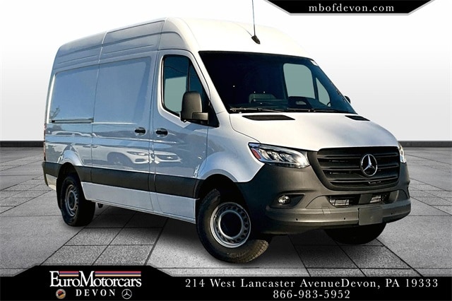 2026 Mercedes-Benz Sprinter Cargo Van Base's photo