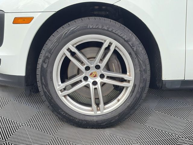 Photo 18