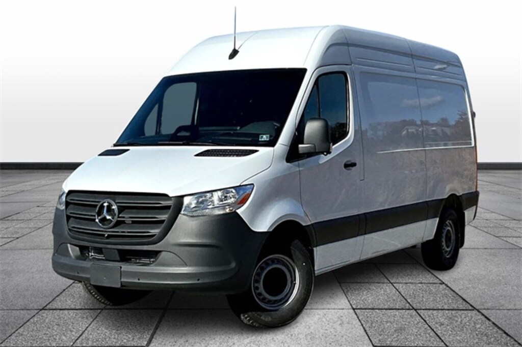 New 2026 Mercedes-Benz Sprinter Cargo Van 2500 Standard Roof I4 Diesel 144in WB RWD Van Cargo Van