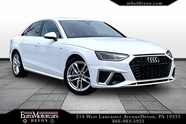 2020 Audi A4 45 quattro S tronic Premium's photo