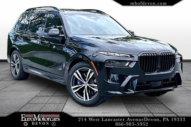 2023 BMW X7 xDrive40i's photo