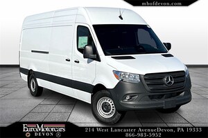 2025 Mercedes-Benz Sprinter Cargo Van 2500 High Roof I4 Diesel HO 170in WB RWD W1Y4NCHY2ST201989 250038 Arctic White