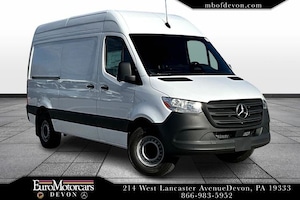 2026 Mercedes-Benz Sprinter Cargo Van 2500 Standard Roof I4 HO Diesel 144in WB RWD W1Y4NBHYXTT602363 260015 Arctic White
