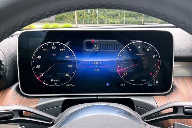 2026 Mercedes-Benz C-Class Sedan C 300 - Photo 16