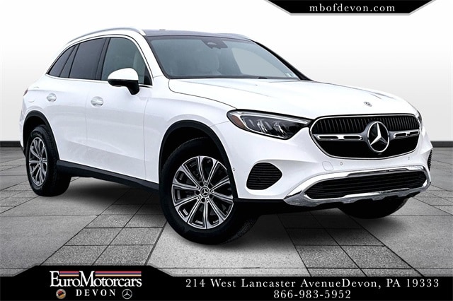 2025 Mercedes-Benz GLC Base's photo