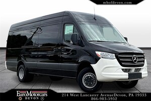 2024 Mercedes-Benz Sprinter Cargo Van 3500XD High Roof I4 Diesel HO 170in WB Extended RW W1X8ND3Y6RT189066 240160 Obsidian Black