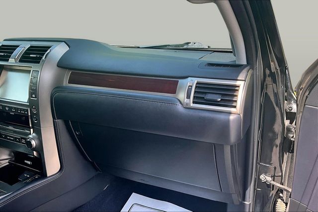2019 Lexus GX Base - Photo 30