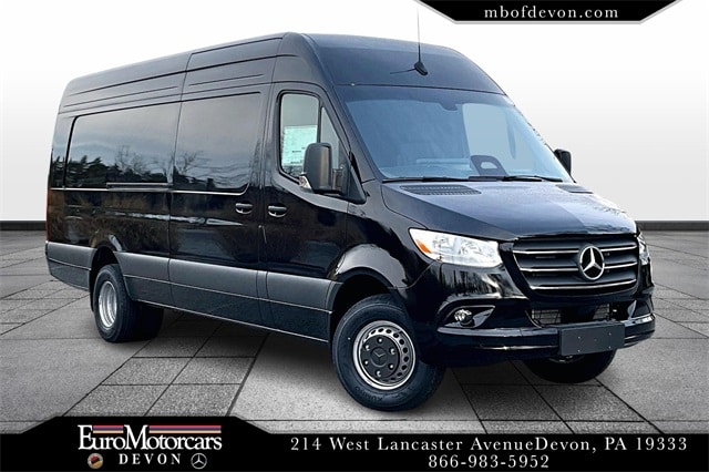 2026 Mercedes-Benz Sprinter Cargo Van Base's photo